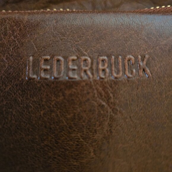 Lederbuck NWT Olga Large Soft Leather Triple Zip Sling Crossbody Shoulder Bag - Picture 9 of 15